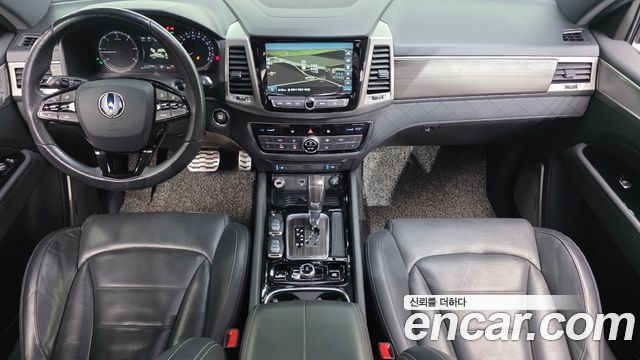 KG Mobility Rexton — interior