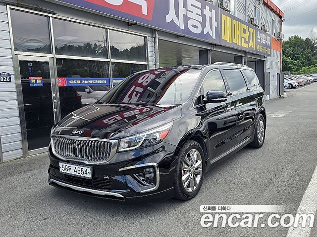 Kia Carnival — exterior