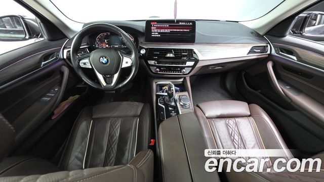 BMW 5 Series — interior