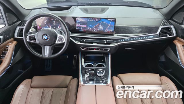 BMW X5 — interior
