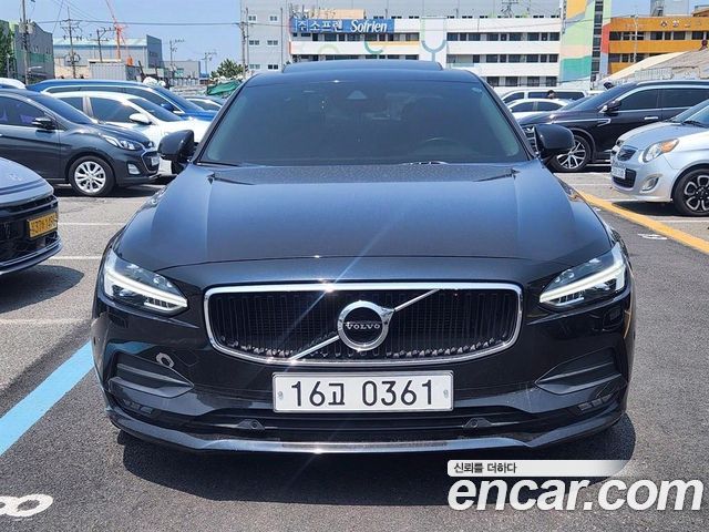 Volvo S90