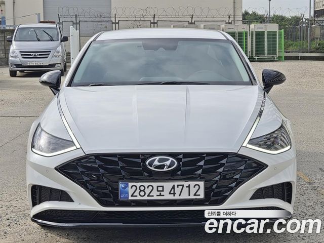 Hyundai Sonata — exterior