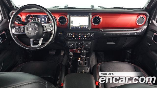 Jeep Wrangler — interior