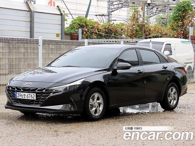 Hyundai Avante — exterior