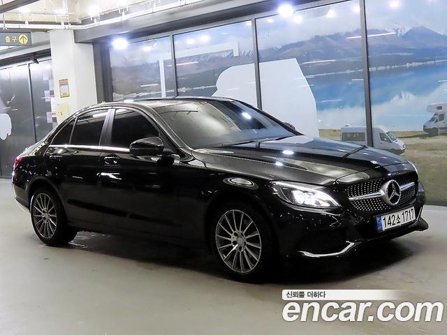 Mercedes-Benz C-Class — exterior