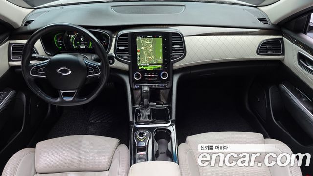 Renault Korea SM6 — interior