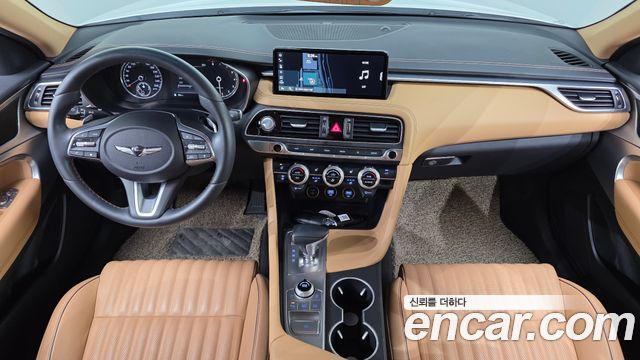 Genesis G70 — interior