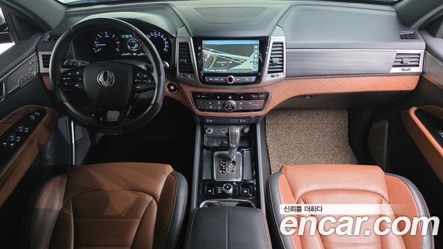 KG Mobility Rexton — interior