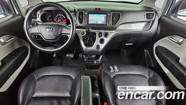 Kia Ray — interior