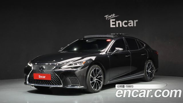 Lexus LS — exterior