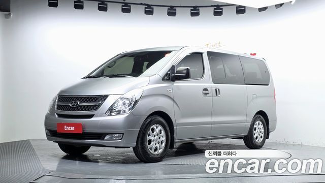 Hyundai Starex — exterior