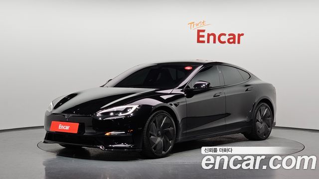 Tesla Model S — exterior