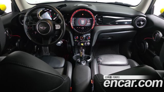 MINI Cooper — interior