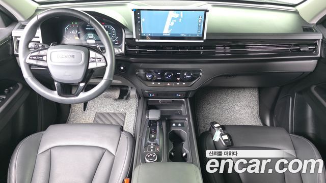 KG Mobility Musso — interior