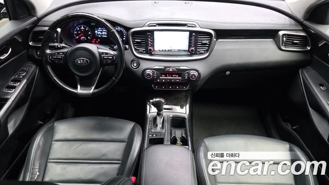 Kia Sorento — interior