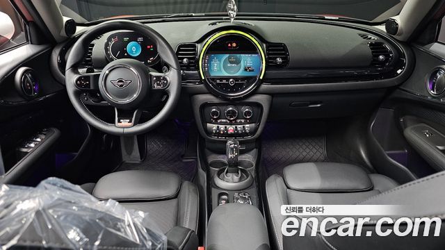 MINI Clubman — interior