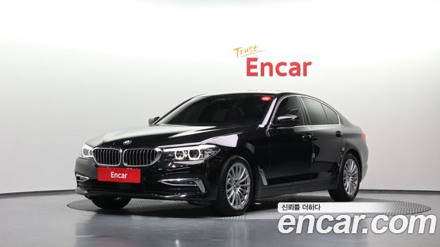 BMW 5 Series — exterior