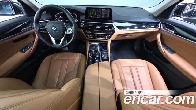 BMW 5 Series — interior
