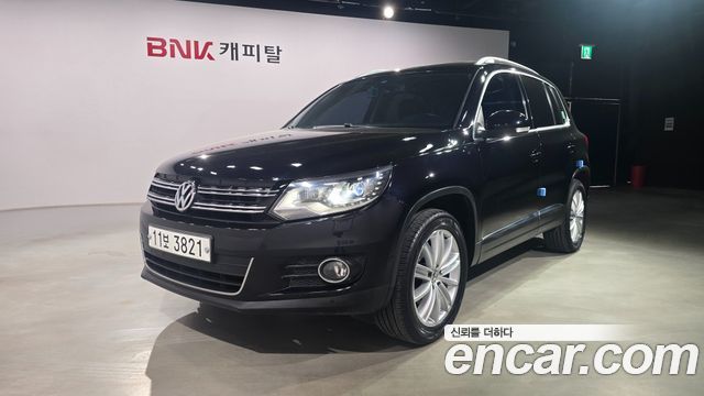 Volkswagen Tiguan — exterior