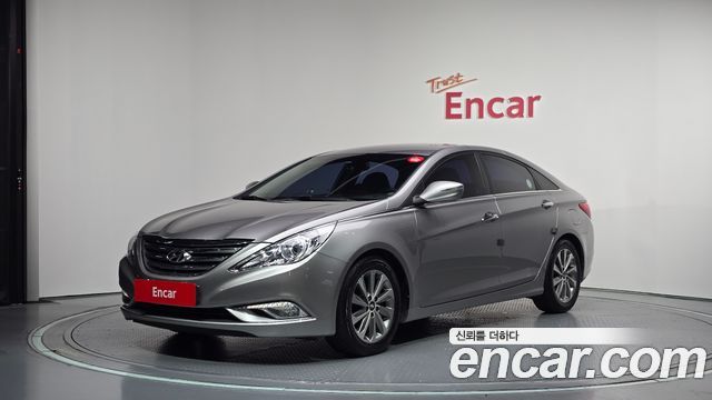 Hyundai Sonata — exterior