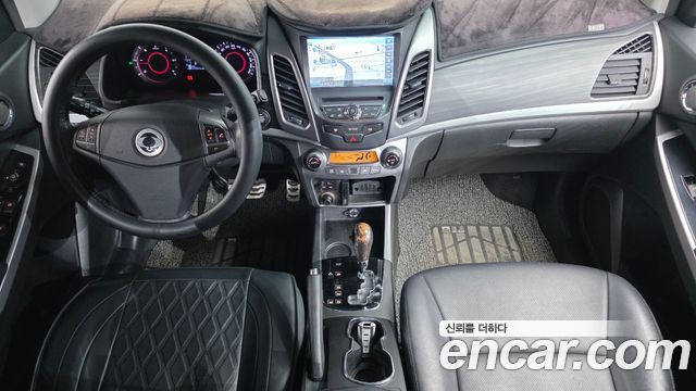 KG Mobility Korando — interior