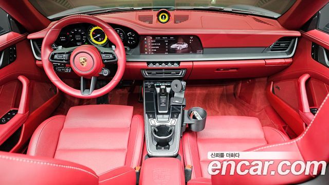 Porsche 911 — interior
