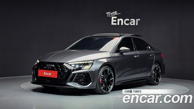 Audi RS3 — exterior