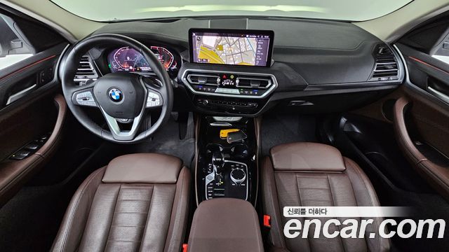 BMW X4 — interior