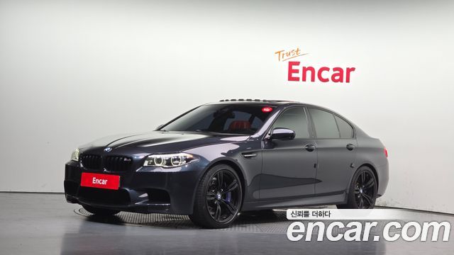 BMW M5 — exterior