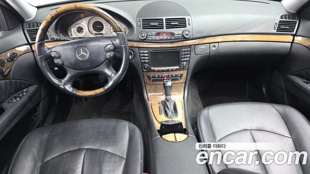 Mercedes-Benz E-Class — interior