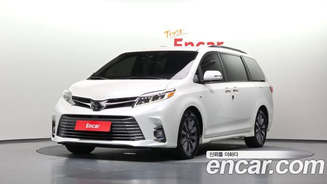 Toyota Sienna — exterior