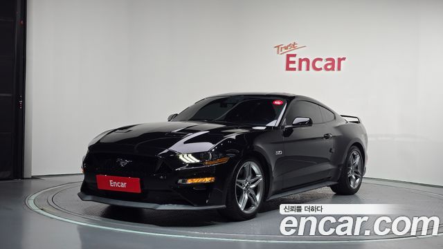Ford Mustang — exterior