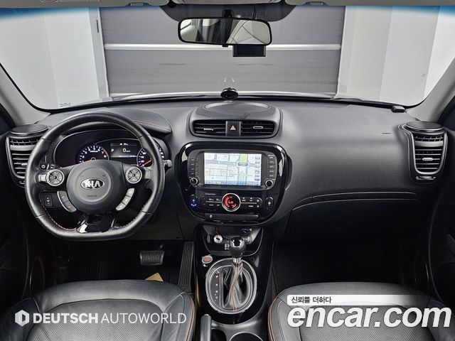Kia Soul — interior