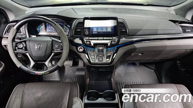 Honda Odyssey — interior