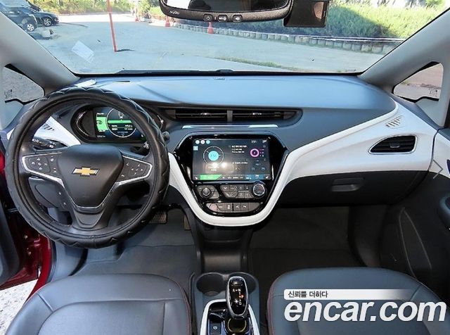 Chevrolet Korea Bolt EV — interior