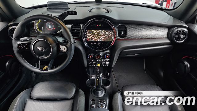 MINI Cooper — interior