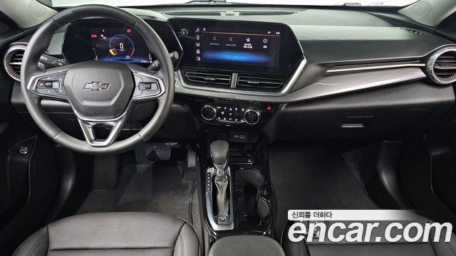 Chevrolet Korea Trax — interior