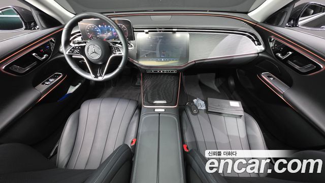 Mercedes-Benz E-Class — interior