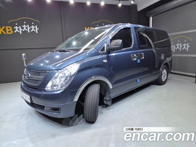 Hyundai Starex — exterior