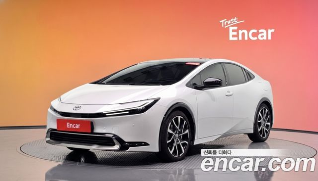 Toyota Prius — exterior