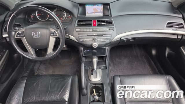 Honda Accord — interior