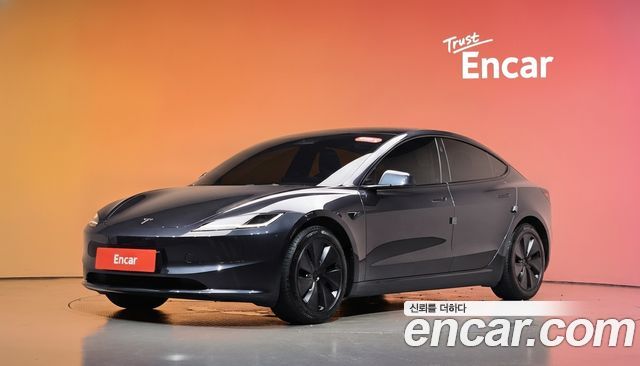 Tesla Model 3 — exterior