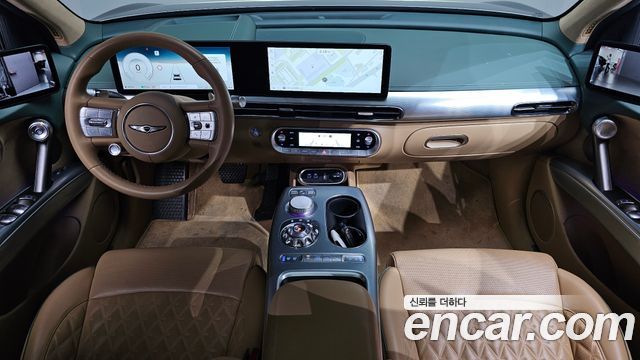 Genesis GV60 — interior