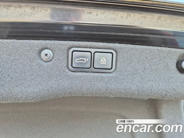 Hyundai Equus — interior