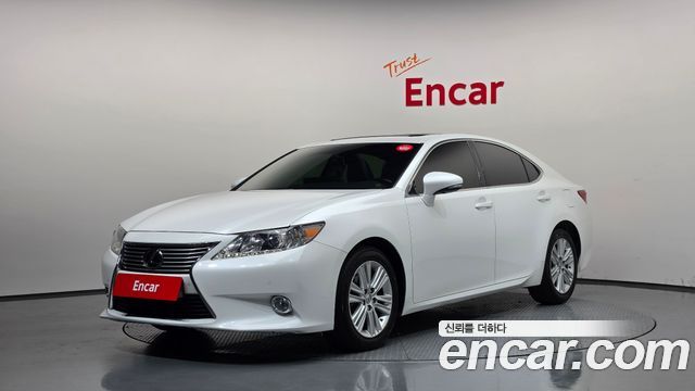 Lexus ES — exterior