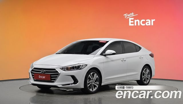 Hyundai Avante — exterior
