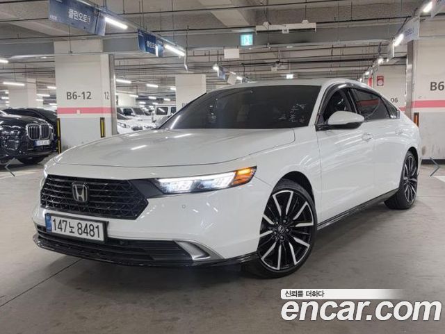 Honda Accord — exterior