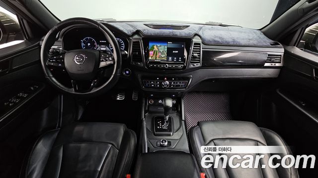 KG Mobility Rexton — interior