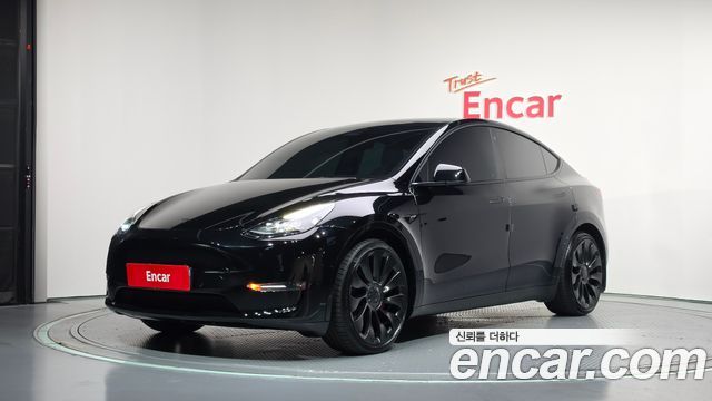 Tesla Model Y