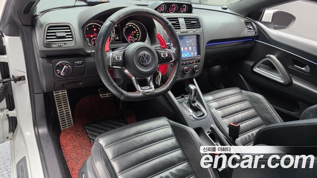Volkswagen Scirocco — interior